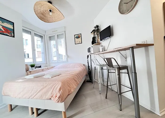 Le Tressous - Sur Place De Jaude Prefecture Clermont-Ferrand