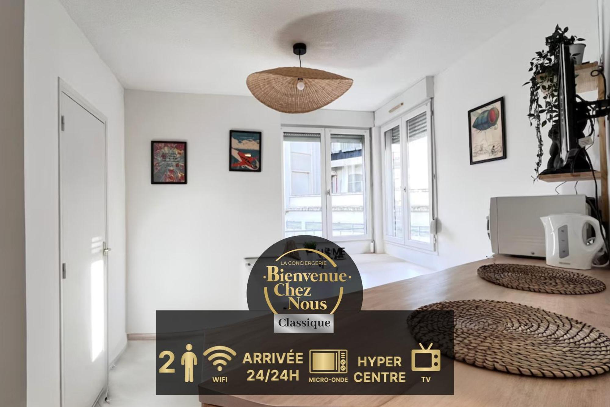 法国，克莱蒙费朗Le Tressous - Studio Sur Place De Jaude Prefecture公寓- 立即预订，2026年价格